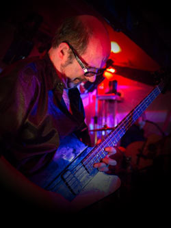 The Floyd Effect - Garry Tyrrell